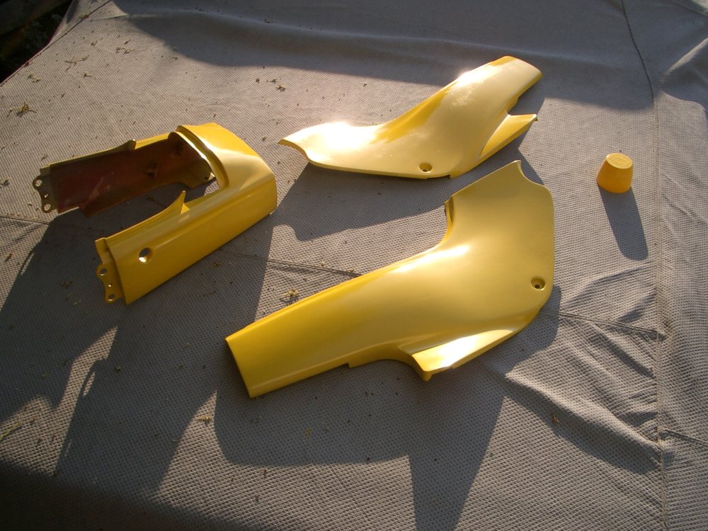 [painted+plastic.jpg]