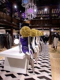 Vicky's Visual Merchandising Musings: London's Christmas Windows 2009