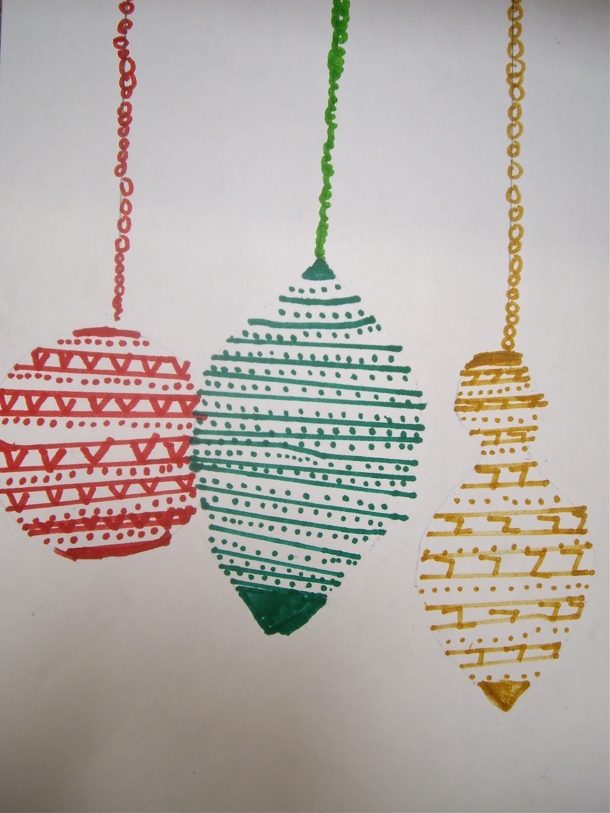 Use Your Coloured Pencils: Christmas Bauble Drawings