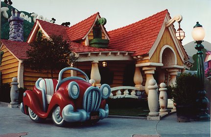 [MickeyHouse.jpg]