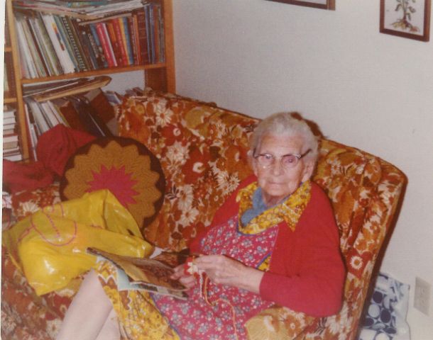 [Oma,+about+1975.jpg]