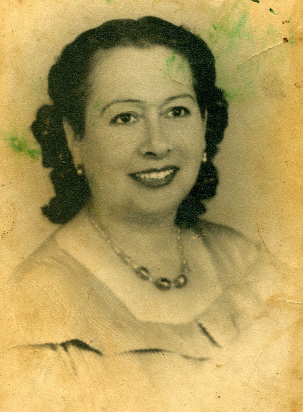 [Petronila002.jpg]