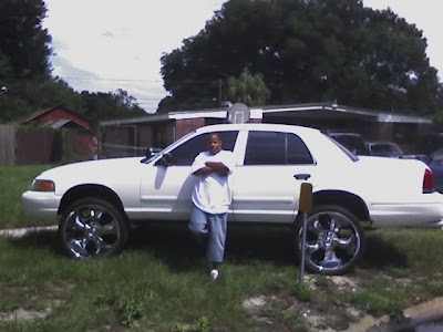Big Rim Rider: Crown Vic on 26's