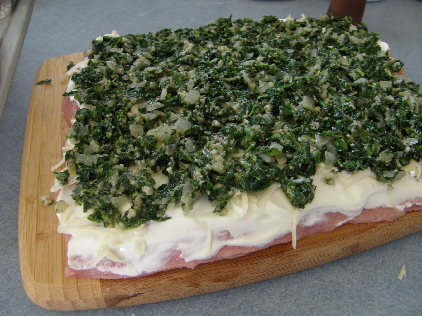 The Brighton's Kitchen: Spinach Stuffed Pork Loin