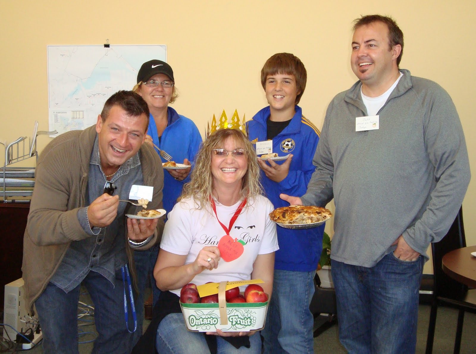 HAMILTON EAT LOCAL Ottawa Street Farmers' Market first ever Apple Pie