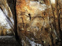 Pintura rupreste prehistórica en las Cuevas de Nerja