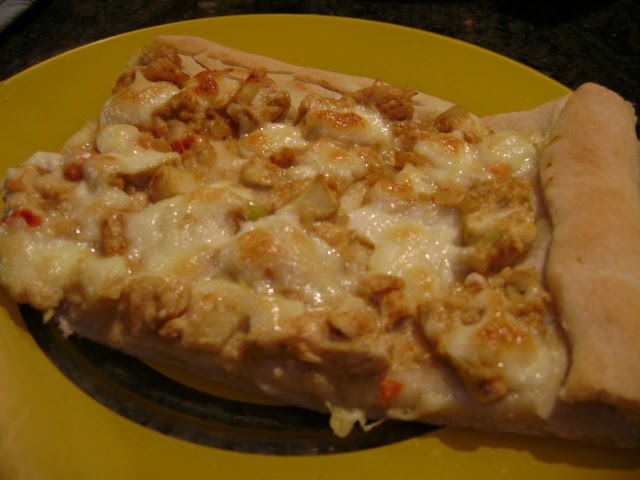 Bon Appétit!: Curried chicken pizza