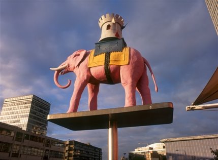 [elephant+castle.jpg]