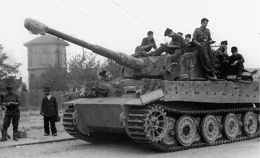 Diverses photos de la WWII (fichier 7) - Page 21 Tank_tiger1-super