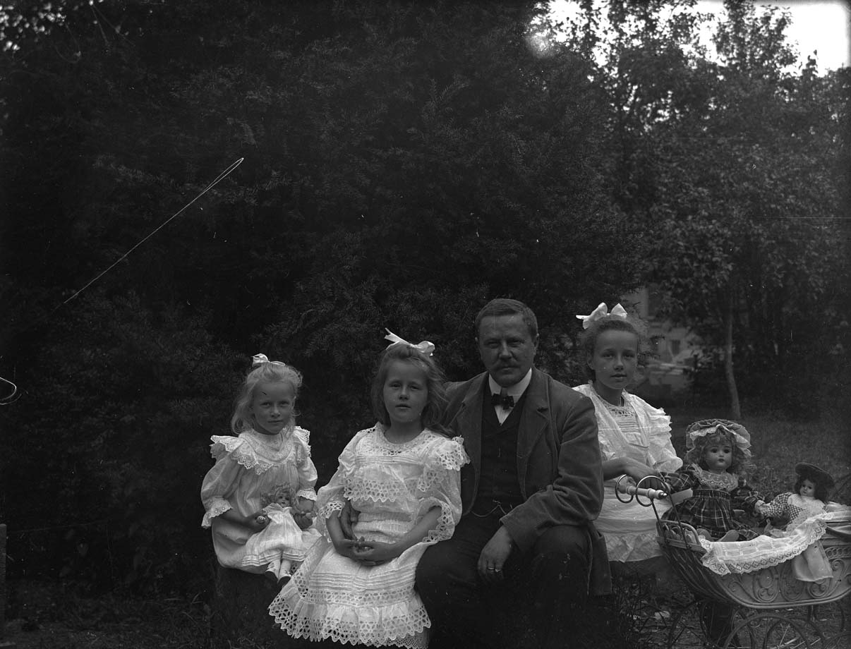 Altenburg am Neckar Und zum Baden kam die Familie Fallscheer nach