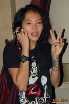(: SMILE :): List of Indonesian Women Artists Got Tattoos