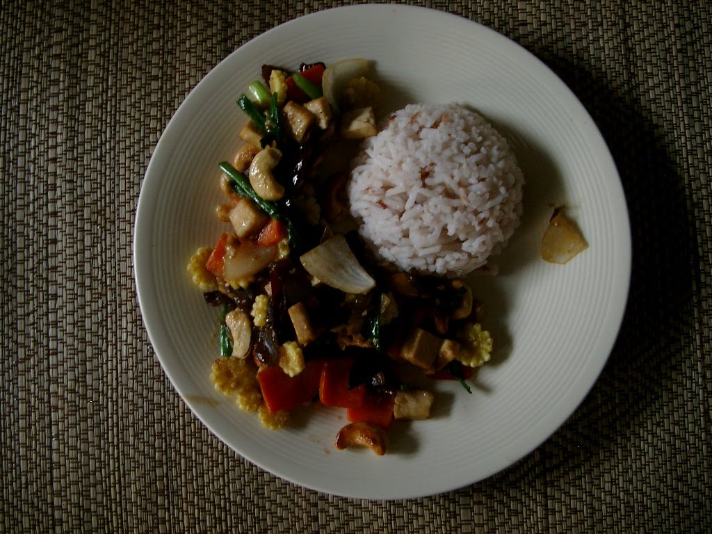 [Cashewnuts+with+chickentofu.JPG]
