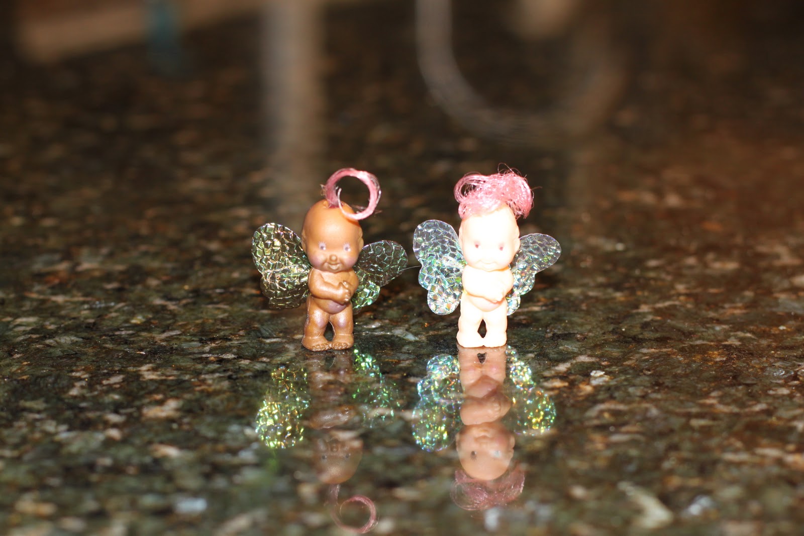 The 80's Toy Ark Toy Dying Tutorial How to change the color of your plastic!