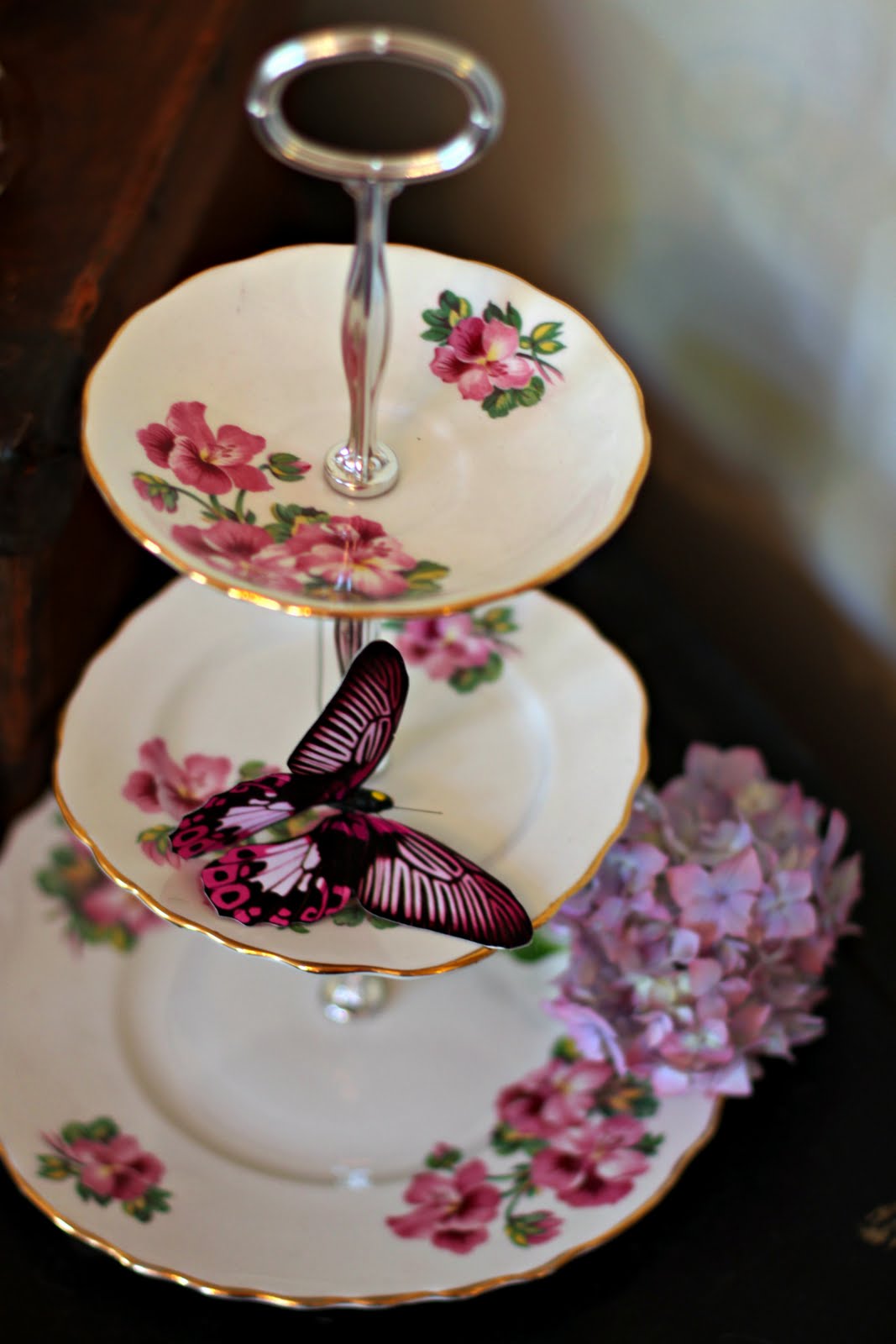 Saddleworth Shindigs Vintage China Cake Stands For Hire