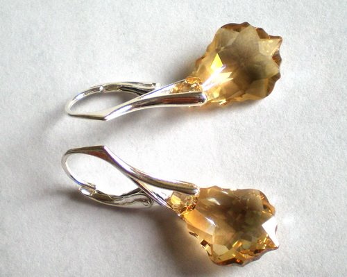 [Baroque+Golden+Shadow4.jpg]