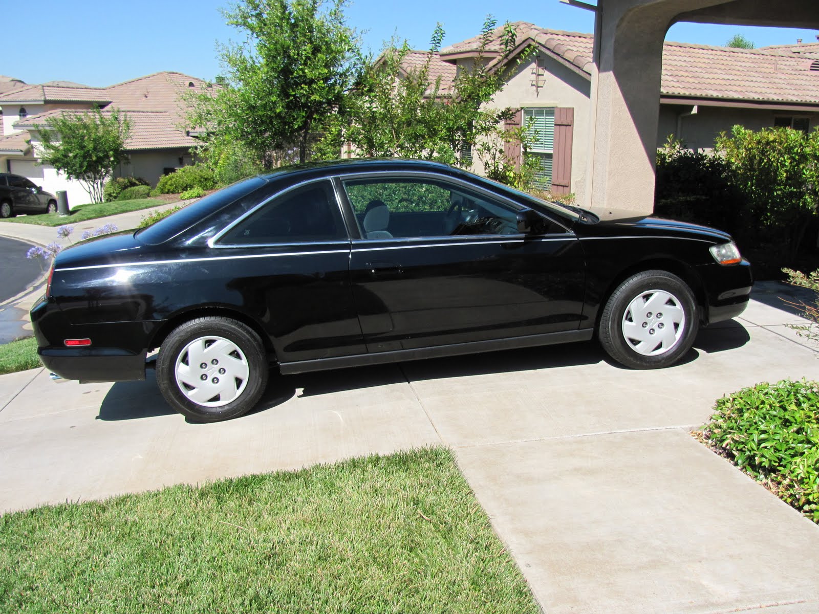 Mr. Cleans Auto Sales: 1999 Honda Accord LX... SOLD!!!