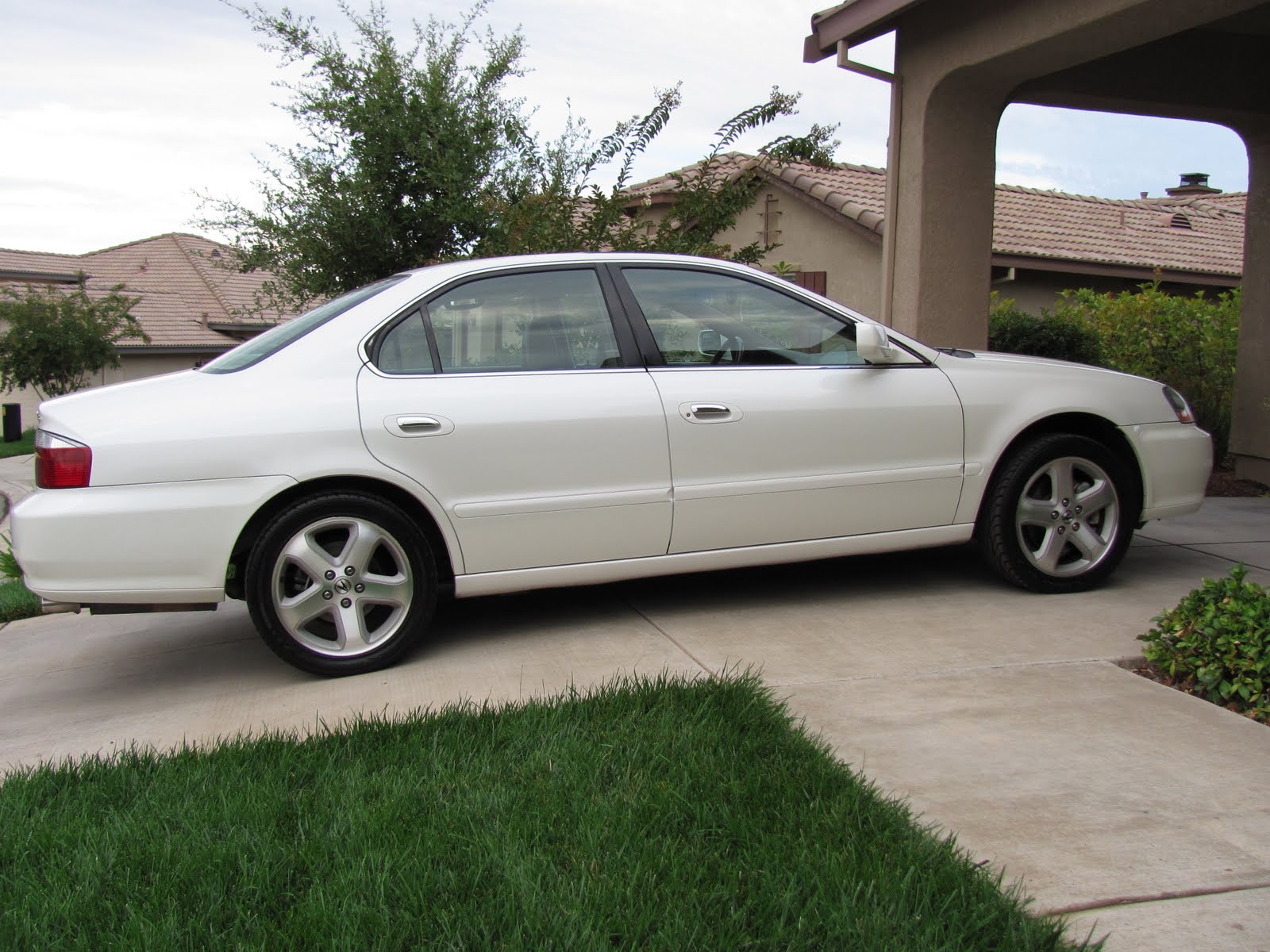 Mr. Cleans Auto Sales: 2002 Acura TL 3.2 Type S...SOLD!!!