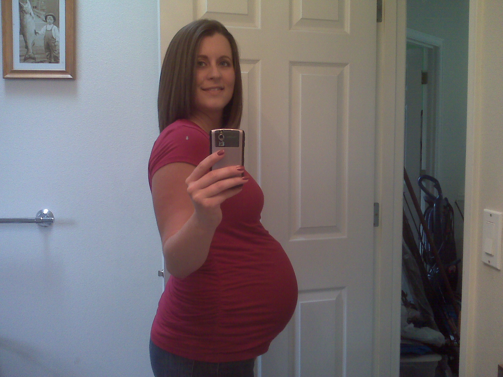 27 недель отзывы. Живот на 31 неделе беременности. Животик на 31 неделе беременности. Живот на 27 неделе беременности. 31 Неделя беременности фото.