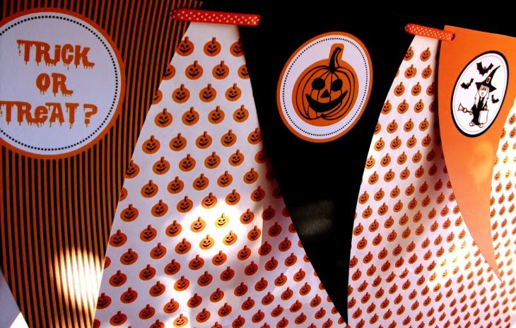 Halloween Printables | Orange & Black Spooky Party Ideas  - BirdsParty.com
