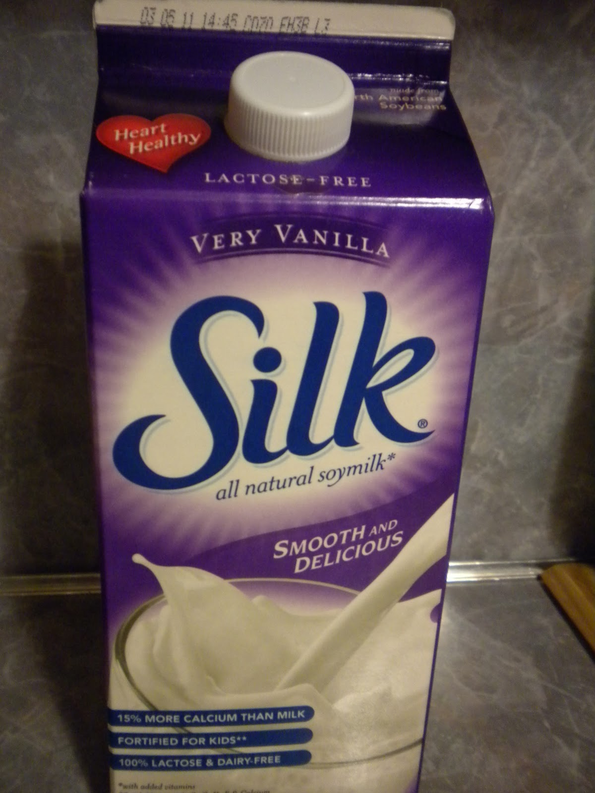 food-allergy-assistant-silk-soy-milk-s-may-contain-almonds-label