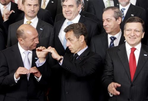 POLITICA EXTERNA- BAROSSO ,SARKOZY SI ALTI LIDERI EUROPENI SE DISTREAZA PE SEAMA LUI BASESCU