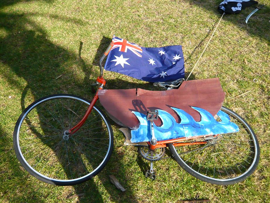 [pirate+bike.JPG]
