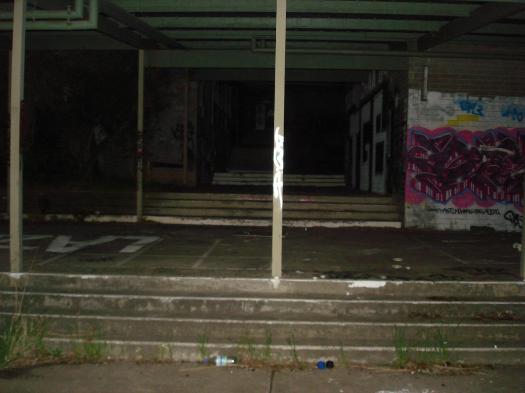 [abandoned+school+(6).JPG]