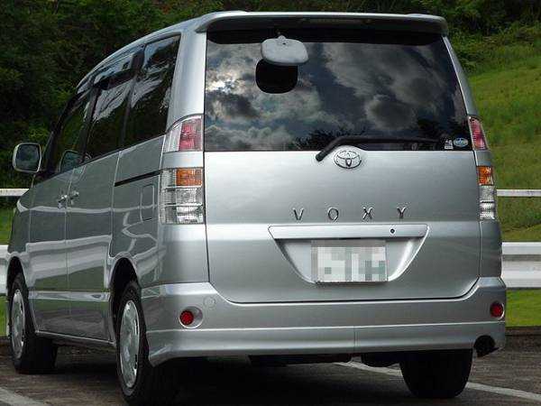 Toyota voxy 2002