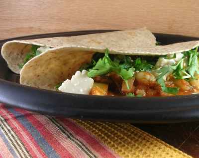 [2007+Zucchini+Mushroom+Hominy+Tacos+930-400.jpg]