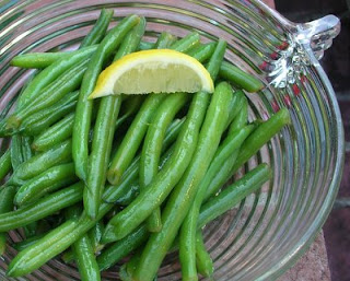 Gorgeous green beans, brightened with lemon zest & juice