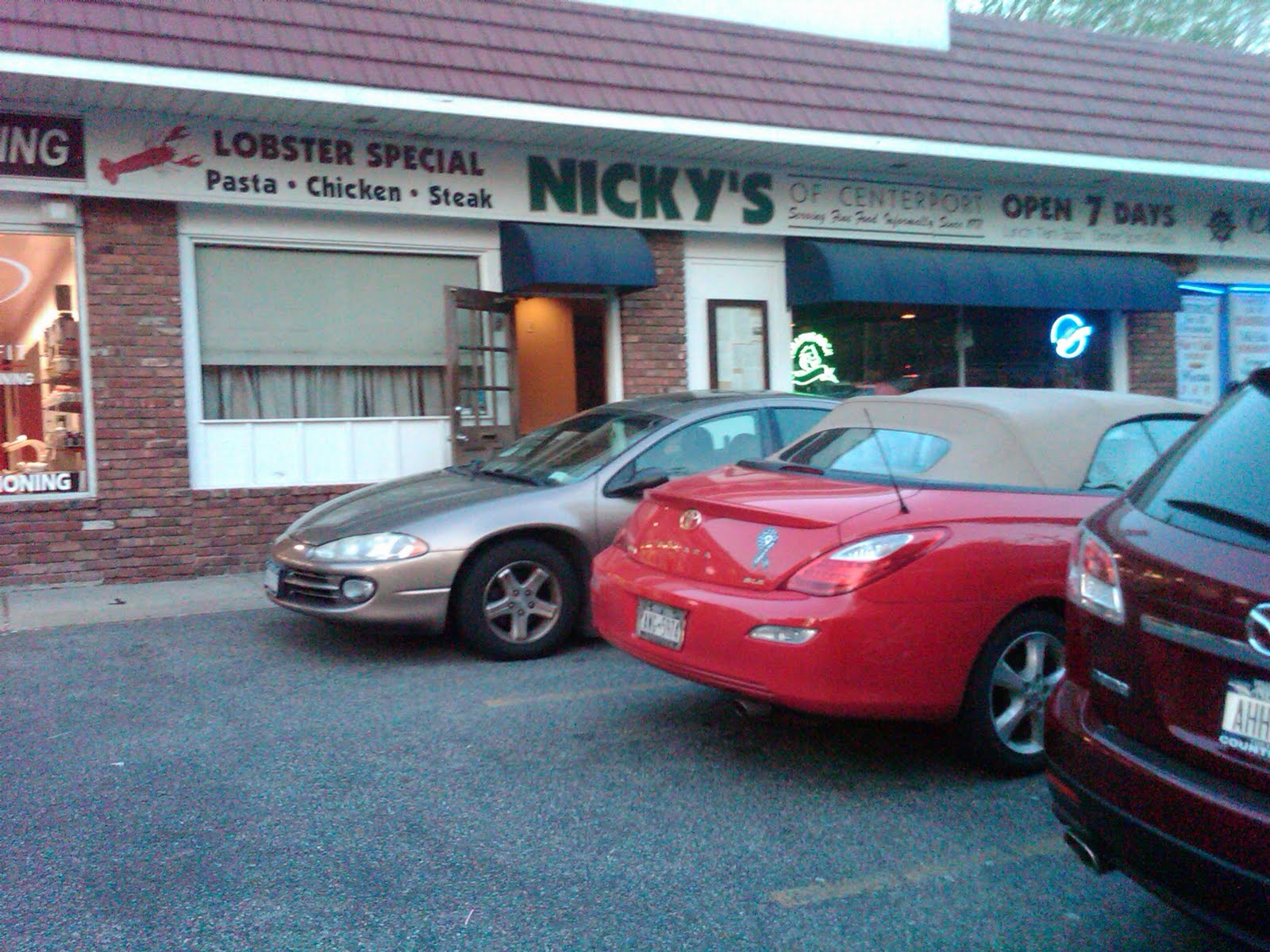 The Wingmen Nicky's of Centerport