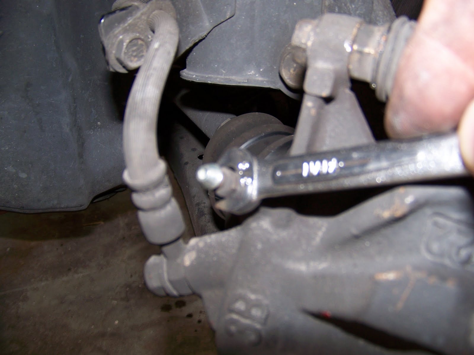 DIY Front End brake Pads Corolla 93 - 97 | Toyota Nation Forum