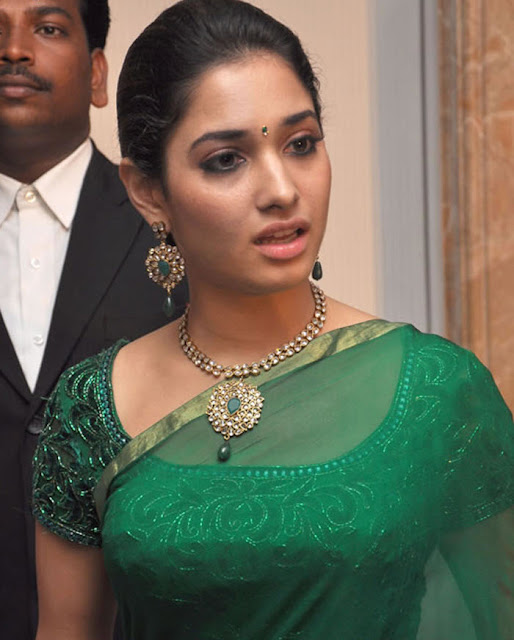 tamannah looking in green saree glamour  images