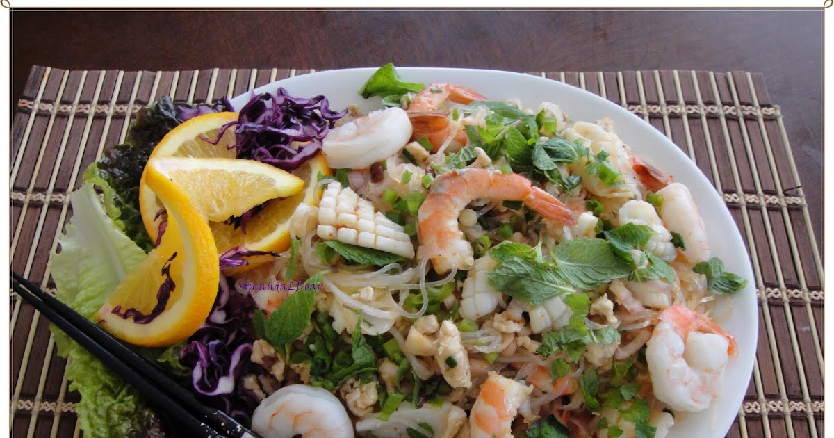 Yum Woon Sen Clear Glass Noodles Seafood Salad