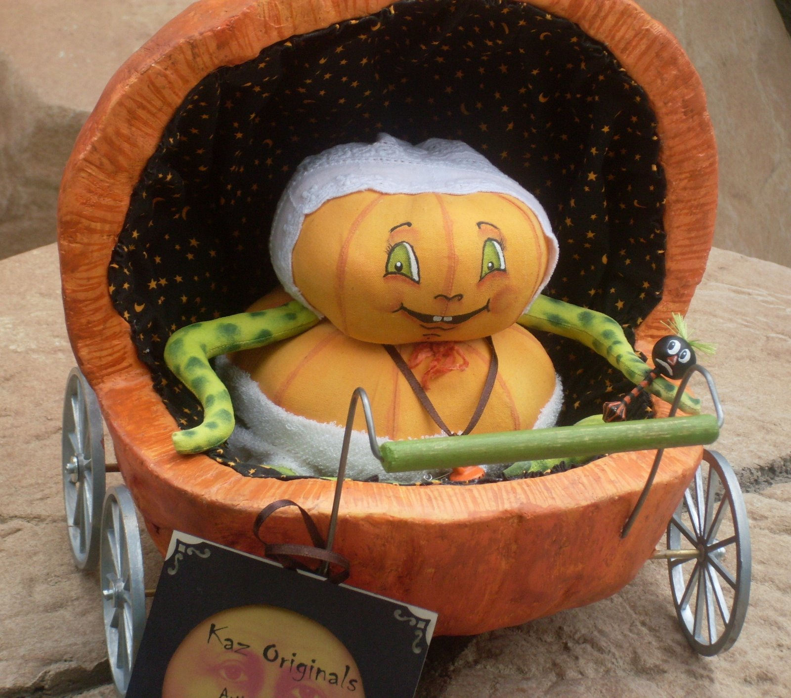[Halloween+Baby+Pumpkin+6.JPG]