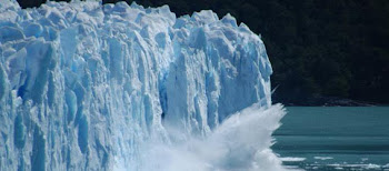 Glaciar melts,catastrophy begins