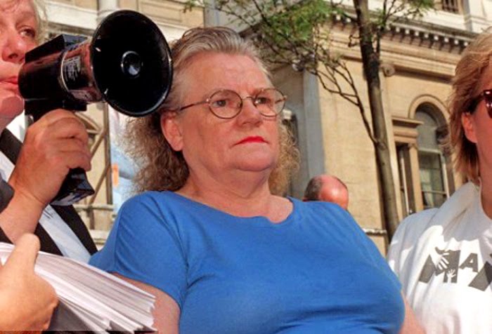 [Keith+Bennett+(madre).jpg]