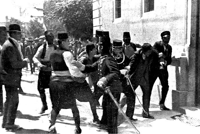 [El+arresto+(003).jpg]