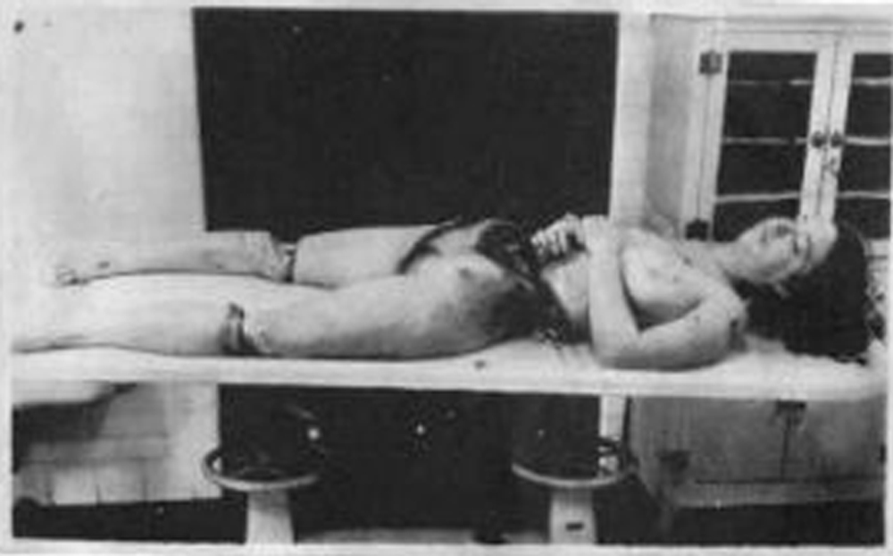 [El+cadáver+de+Samuelson+(004).jpg]