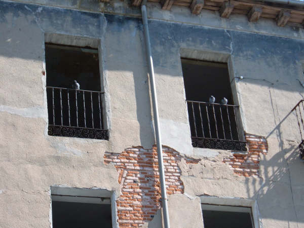 [edificio+vacío+(1).JPG]