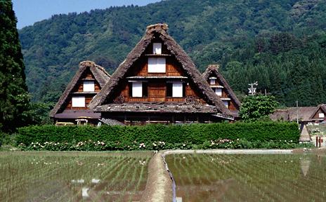 [Shirakawa-go+Gassho-styled+village.jpg]