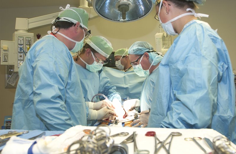 [surgical%20care_0126[1].jpg]