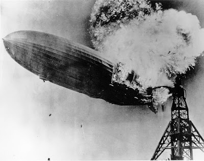 El Hindenburg en el momento del desastre