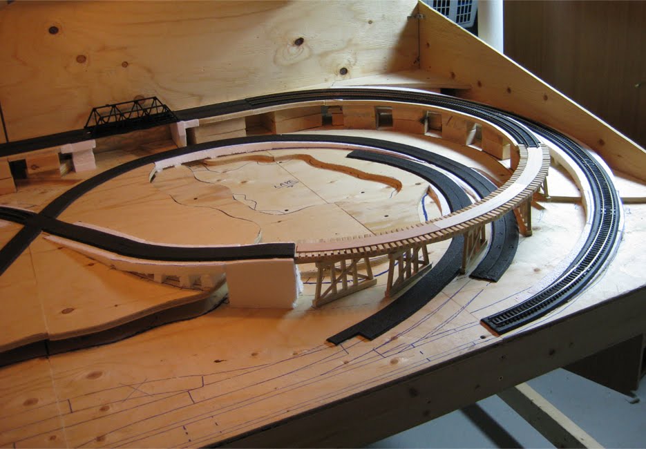 TY'S MODEL RAILROAD Wooden Trestle