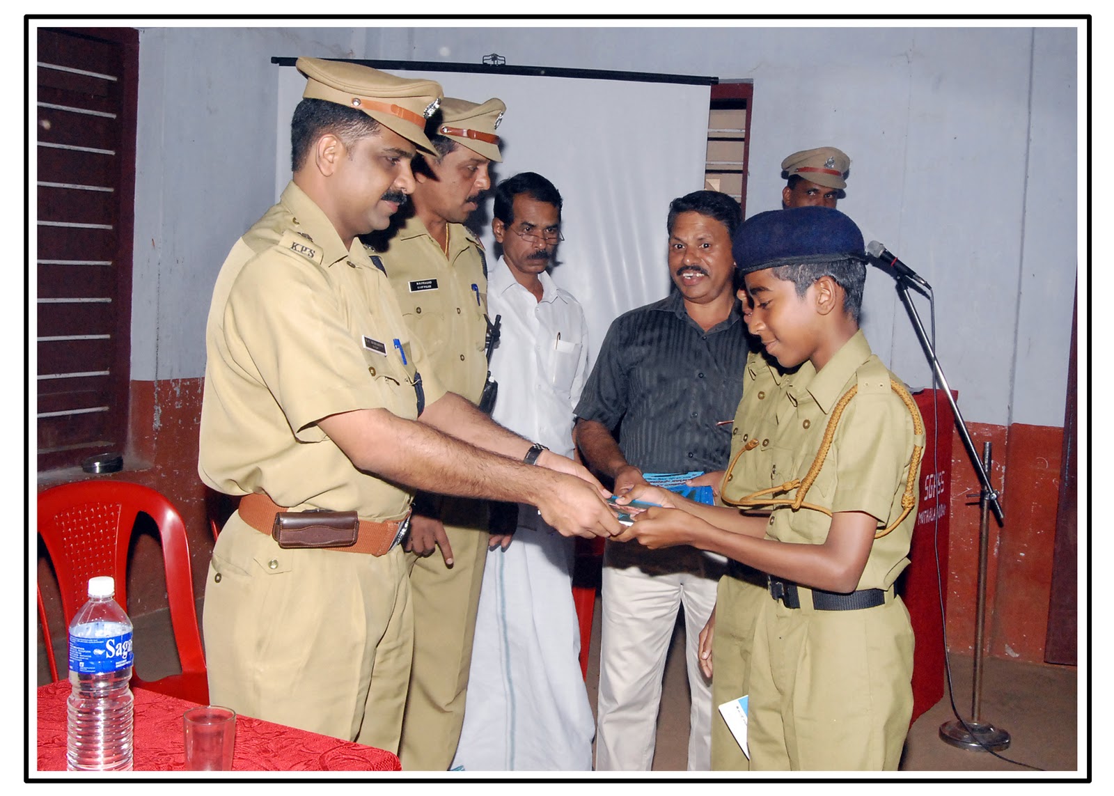 SPC Student Police Cadet HSS MUTHALAKODAM THODUPUZHA