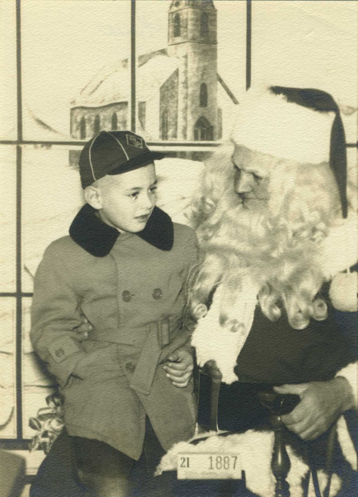 [VintageFamily146+Santa+and+me+Keith.jpg]