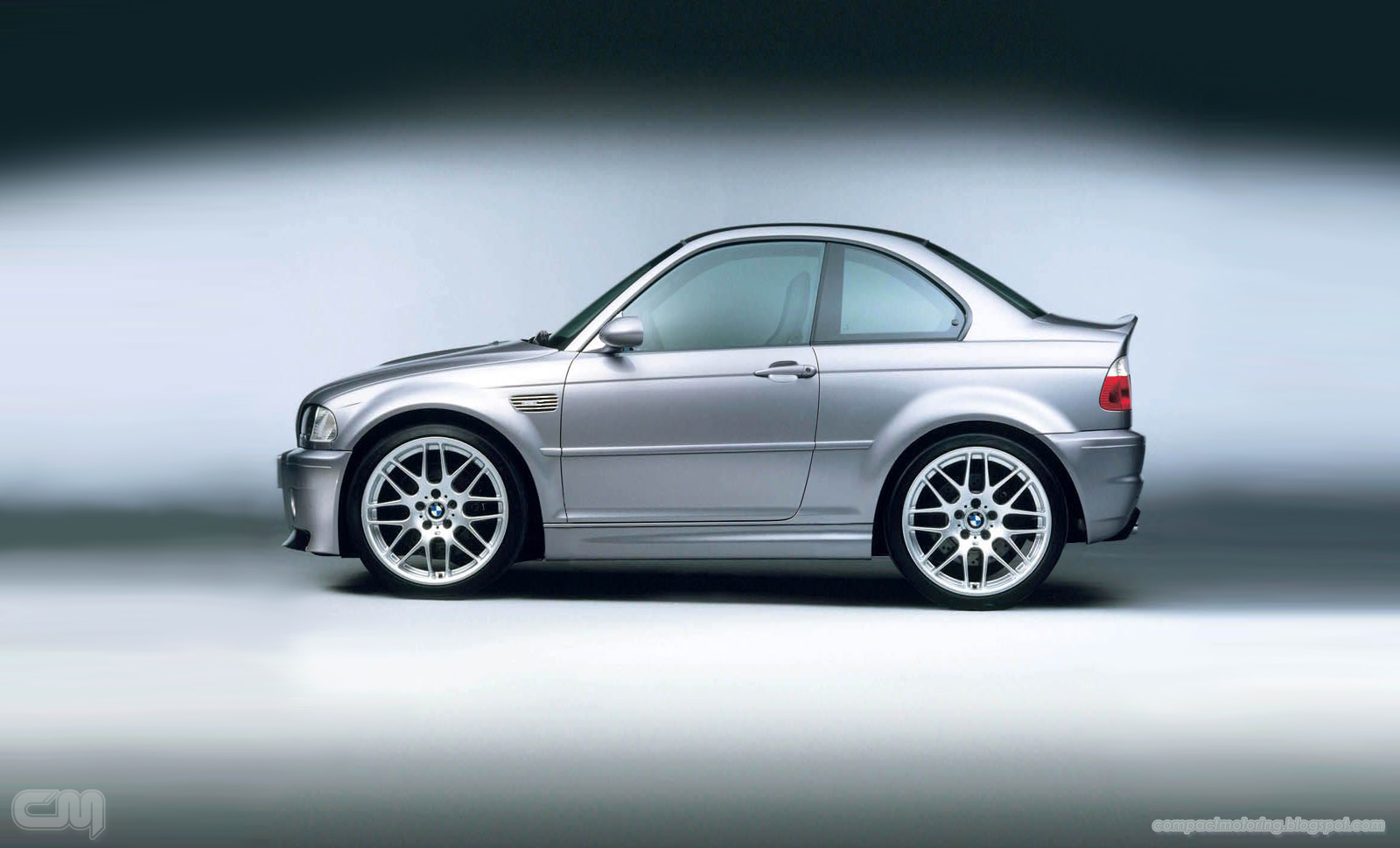 BMW m3 e46 сбоку