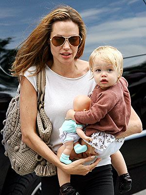 Actress Angelina Jolie has angelina jolie daughter. Actress Angelina Jolie has