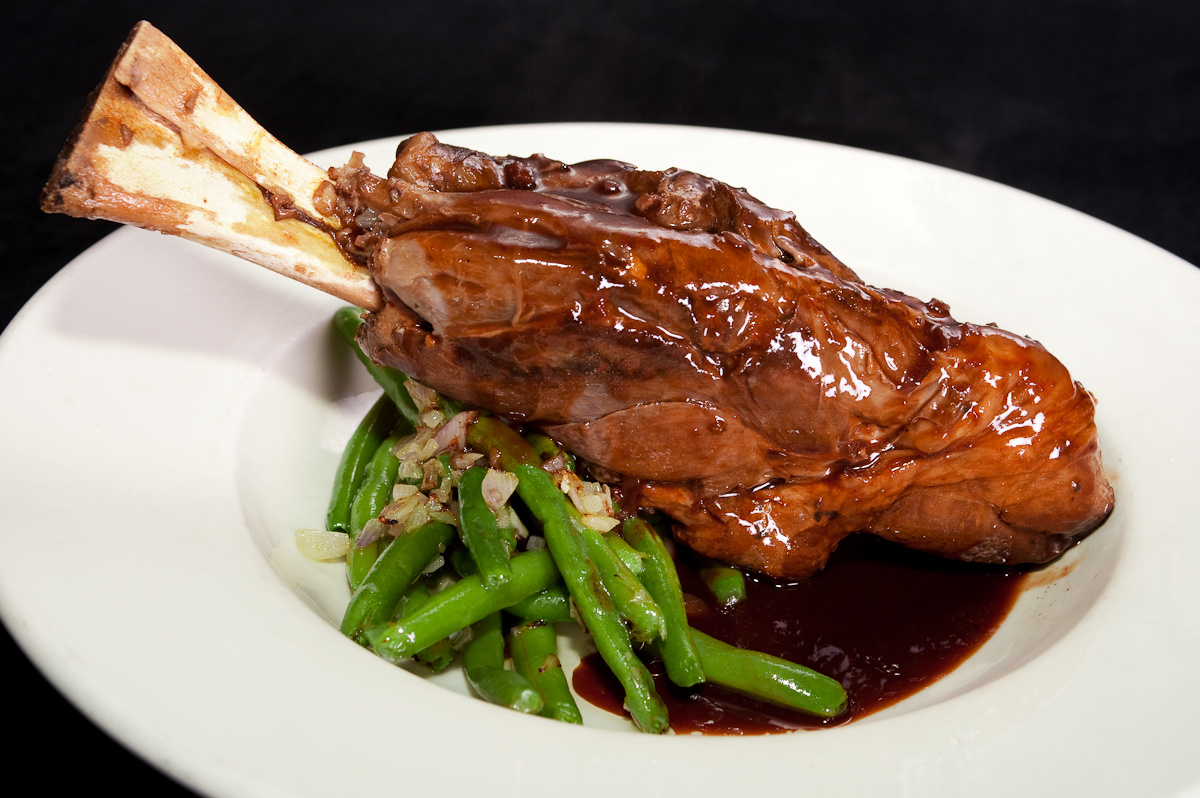 HowChow Portalli's Lamb Shank Tops The Gourmet's Night