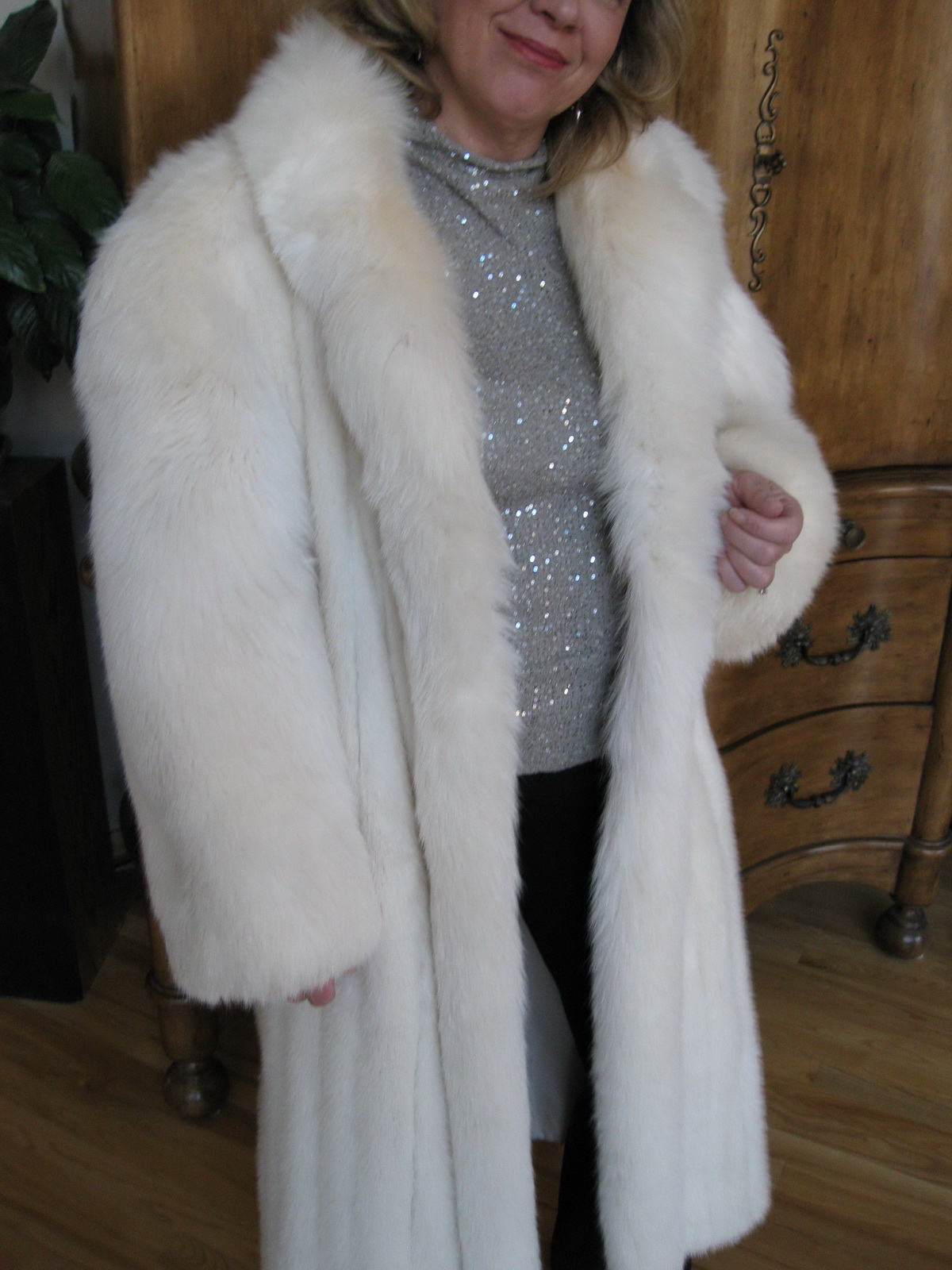 LAFOURRURE2: Shannon fur coat